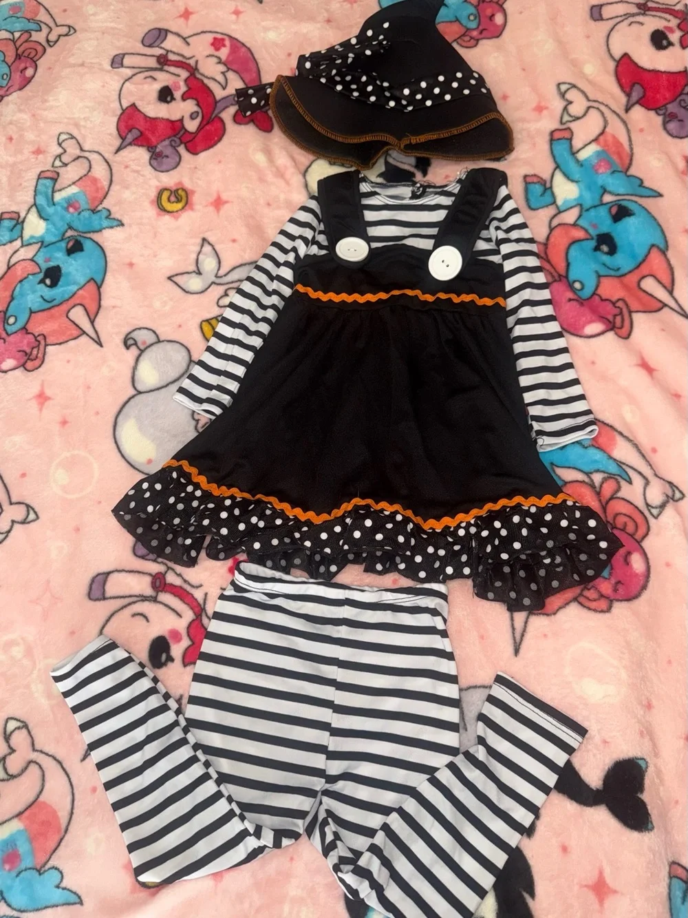 California Costumes Crafty Lil Witch Costume for 18-24 months.